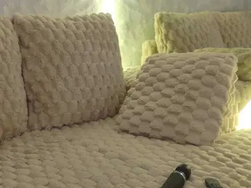 Bongacams Live Sex Cam of Moniqque