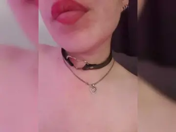 Bongacams Watch Live Sex Cams of elaizza