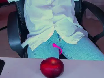 Bongacams Sex Cam of AnaMills