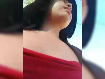 Bongacams Adult Webcam of XXhornywetprincess99XX