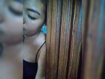Bongacams Adult Webcam of XXhornywetprincess99XX