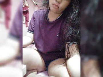 Bongacams Nude Webcam of XXhornywetprincess99XX