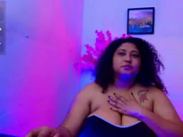 Bongacams Watch Live Sex Cams of Ayliinn