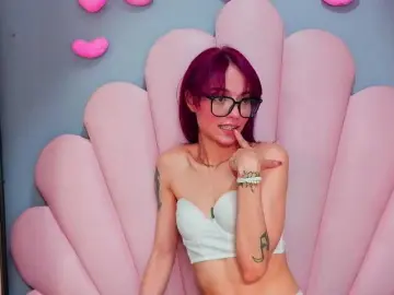 Bongacams Private Sex Chat of LUCYMILLER