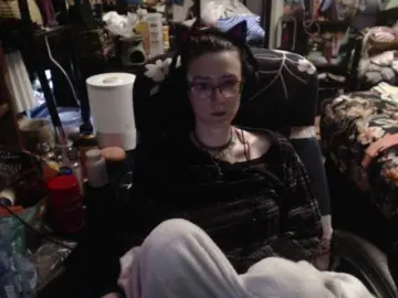 Bongacams Free Porn Cam of pussyxpaladin