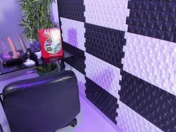 Bongacams Live Porn of AlinaMorris
