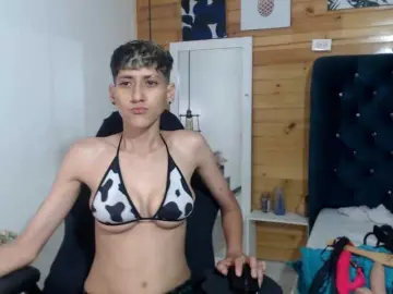 Bongacams Nude Webcam of HottAlexxxa