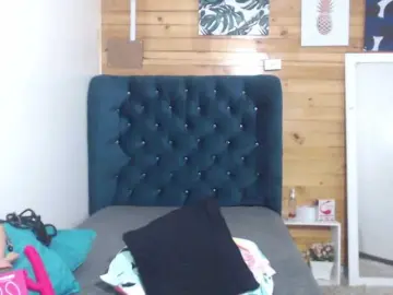 Bongacams Live Sex Cam of HottAlexxxa