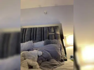 Bongacams Watch Live Sex Cams of IrisEvans