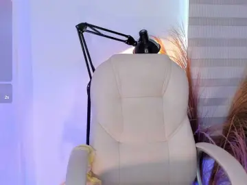 Bongacams Free Porn Cam of Allisonowens