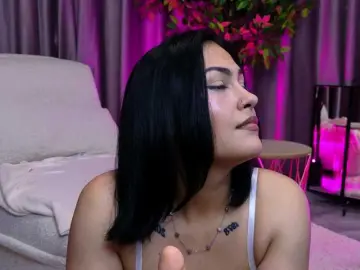 Bongacams Nude Webcam of VelvetRavenXX