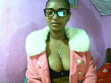 Bongacams Nude Webcam of Mynah