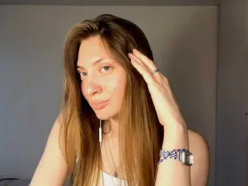 Bongacams Live Sex Cam of MyrticeDollen