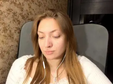 Bongacams Live Porn of MyrticeDollen