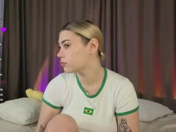 Bongacams Free Live Porn of mirabellashake1