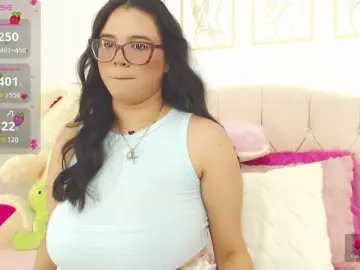 Bongacams Adult Webcam of sweet-pink