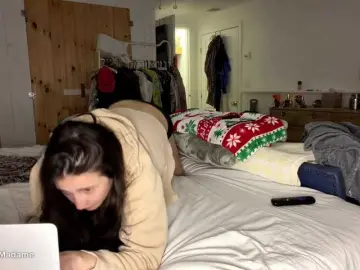 Bongacams Watch Live Sex Cams of Mysteriousmadam