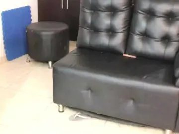 Bongacams Watch Live Sex Cams of skinnyrichgirlD