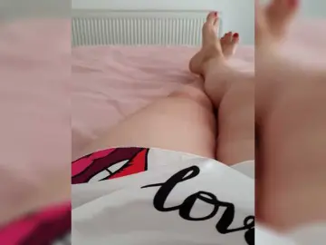 Bongacams Watch Live Sex Cams of Dia42