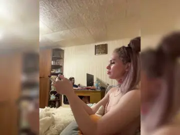 Bongacams Live Sex Cam of Letti28