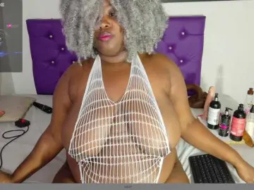 Bongacams Live Porn of ebony-NeighborMoans