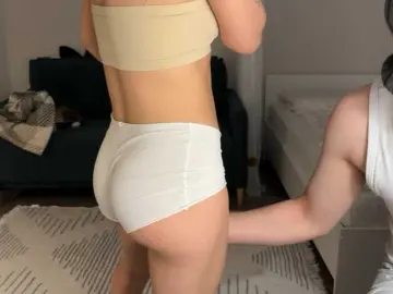Bongacams Watch Live Sex Cams of IRAONIC