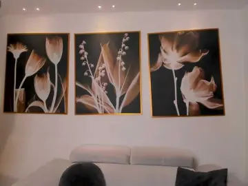 Bongacams Live Sex Cam of NiaSalvatore