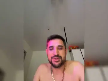 Bongacams Free Porn Cam of VIP17CoupleDream