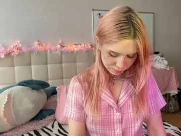 Bongacams Live Sex Cam of sexycute18