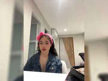 Bongacams Live Porn of LeiaStone