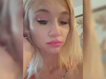 Bongacams Best Webcam of AlinaLoves