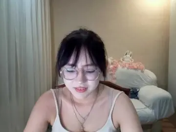 Bongacams Nude Webcam of MyrleHenggeler