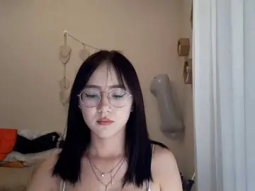 Bongacams Live Sex Cam of MyrleHenggeler