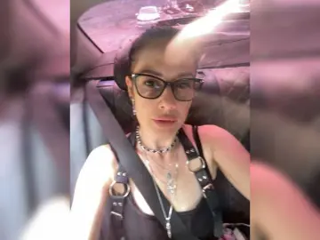 Bongacams Sex Cam of TvoyaMechtaAK47