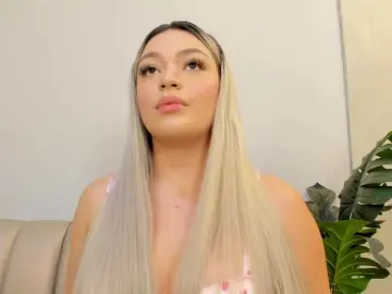 Bongacams Private Sex Chat of milaowens