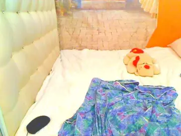 Bongacams Best live sex cam show of HOTLILLIE