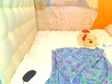Bongacams Best live sex cam show of HOTLILLIE
