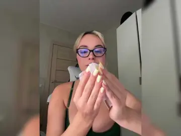 Bongacams Live Sex Cam of Mila-m