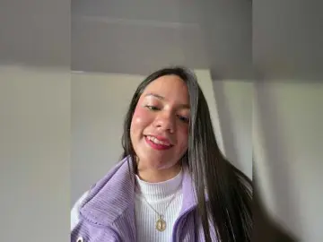 Bongacams Sex Cam of Charlotte-1