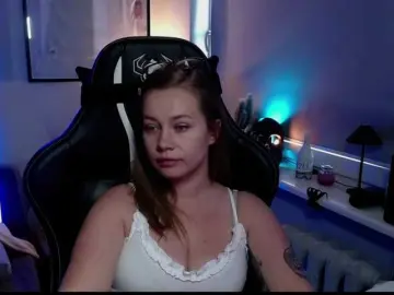 Bongacams Sex Cam of hollyBB