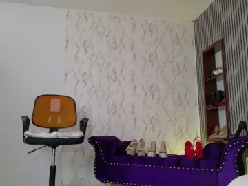 Bongacams Nude Webcam of ScarletHiit
