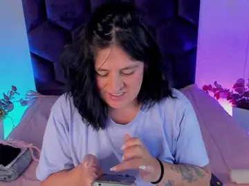 Bongacams Sex Cam of katrinadirtyx
