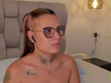 Bongacams Watch Live Sex Cams of Susan-sweet