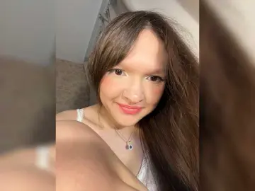 Bongacams Live Sex Cam of Cute-Lolly