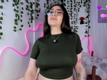 Bongacams Live Sex Cam of Samii-Evans