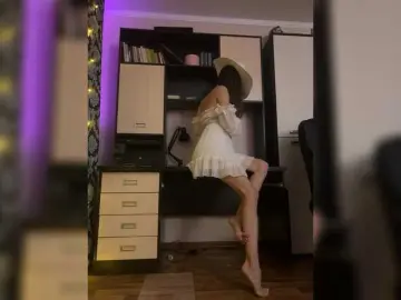 Bongacams Free Porn Cam of Cvetochek13