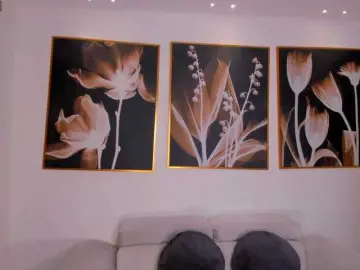 Bongacams Sex Cam of SaphiraJames