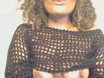 Bongacams Free Porn Cam of SassyAngels