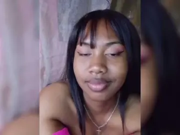 Bongacams Free Porn Cam of Laurapink