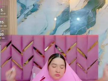 Bongacams Watch Live Sex Cams of collegepawglovedaddy